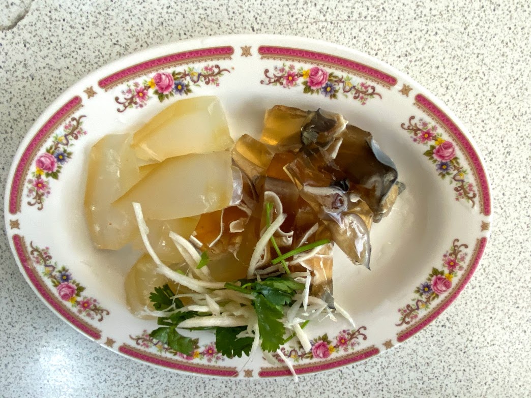 隱身巷弄一甲子 平民美食阿英魚雜濃濃在地味 - https://www.watchmedia01.com