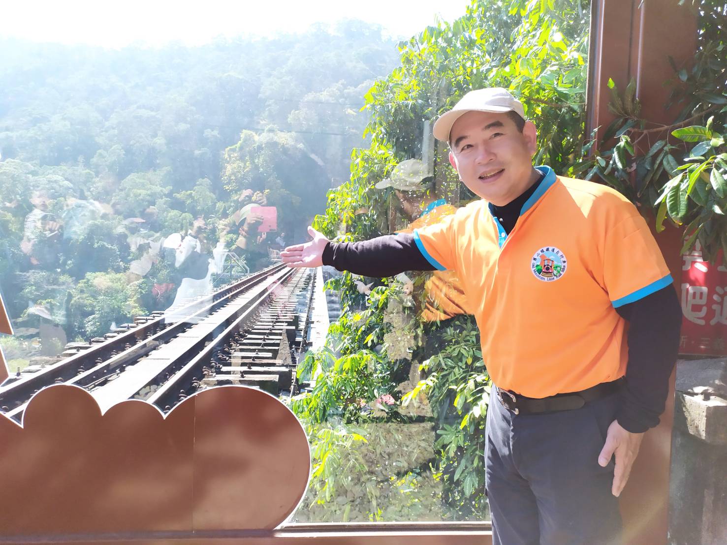 影/風情萬種苗栗舊山線 鐵道自行車載著旅客尋幽攬勝 - https://www.watchmedia01.com